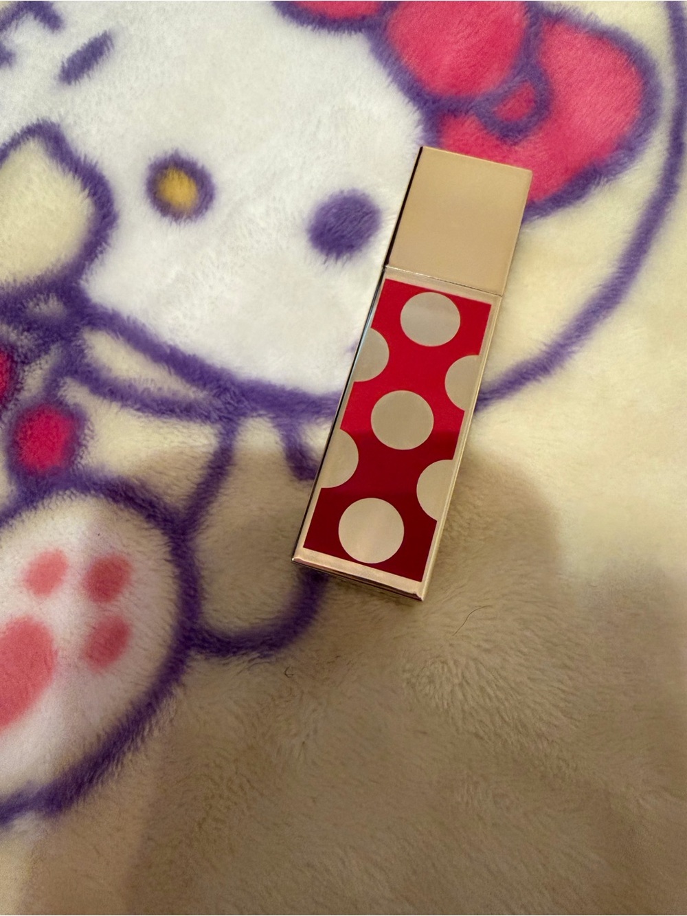 Estee Lauder lipstick - velvet ribbon brand new